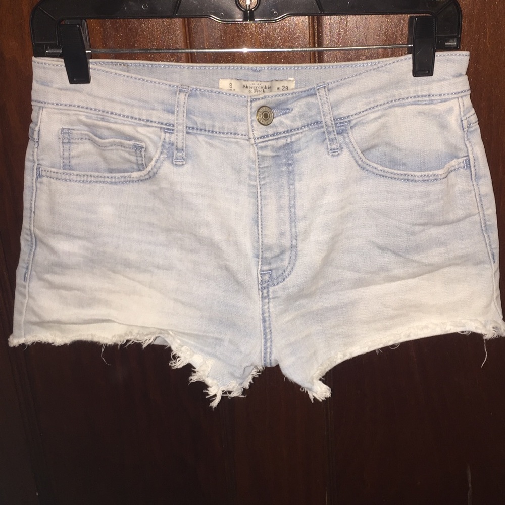 Light wash high waisted denim shorts
